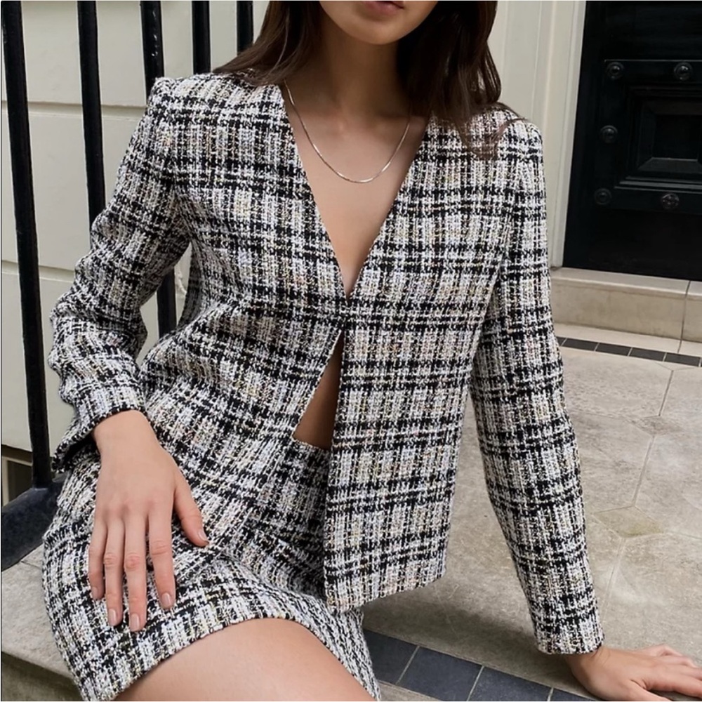 Babaton Aritzia Little Tweed Jacket Size 4 No Collar Powersuit Professional